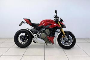 DUCATI Streetfighter V4 1100 Streetfighter V4 S 11