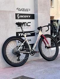 Wilier Rave Slr Id2 Rival Xplr 13v Nuova