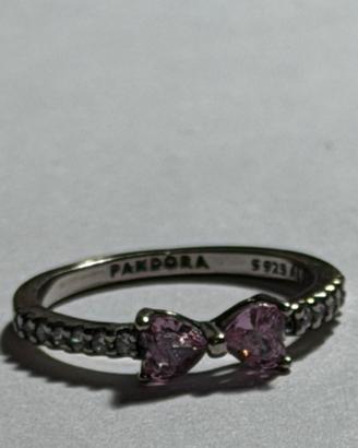 Anello Pandora con dettaglio “fiocco”