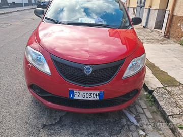 lancia y gpl benzina