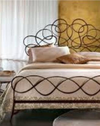 Letto matrimoniale in ferro battuto nuovola