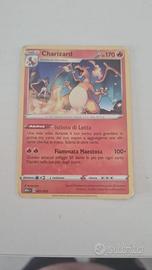 Carta pokemon Charizard