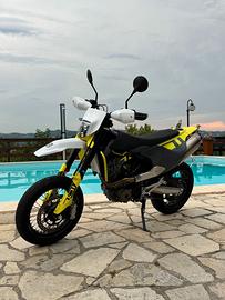 Husqvarna 701 Supermoto 2023 (A2-35 KW)
