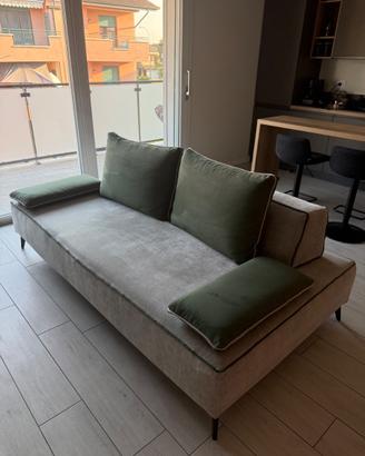 Divano design moderno scomponibile – come nuovo