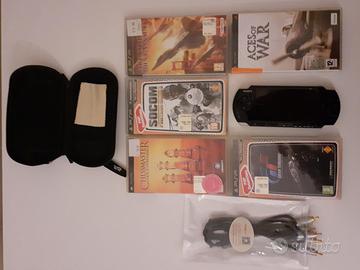 Console da gioco PSP-3004, custodia e giochi