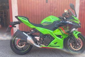 Kawasaki Ninja 400 - 2023