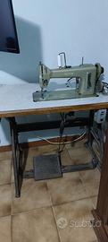 macchina per cucire industriale