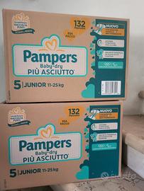Pannolini Pampers Baby Dry/Mutandino. Taglia 5