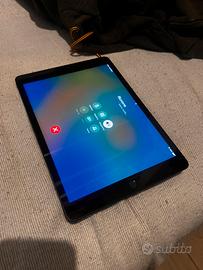 Apple  iPad (10,2", Wi-Fi, 64GB) - Grigio  (9ª ge