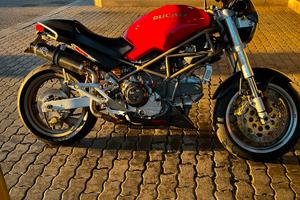 Ducati monster 900