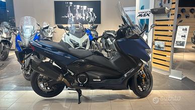 Yamaha T Max DX