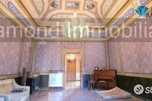 Palazzo storico fine '800 giarre centro