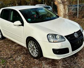 Volkswagen Golf V 2.0 TDI Gt Sport DSG