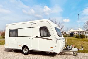 Caravan Eriba Nova Light 465