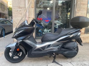 Kawasaki J300 - 2017