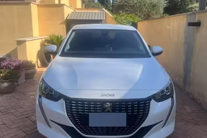 Peugeot 208 1.2 Allure 101 CV