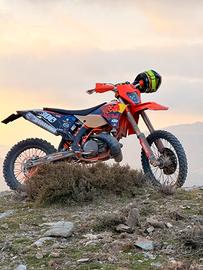 Ktm exc 300 six days 2011