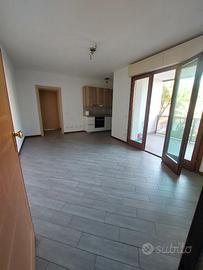 Bilocale con terrazza