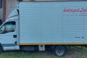 Iveco daily 2.8 diesel boxato