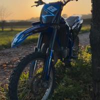 Yz 125 (leggere descrizione)