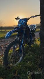 Yz 125 (leggere descrizione)