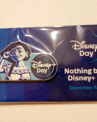 Spilla collez limited ed Disney+ Day Encato 2022