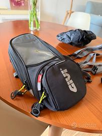 Borsello Givi magnetico da serbatoio o da sella