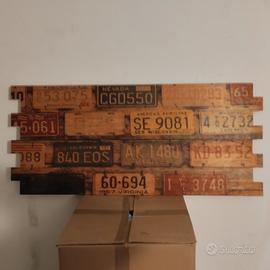 Poster in legno con targhe americane