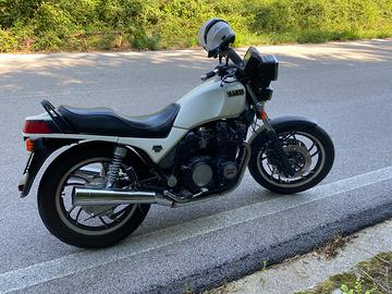 Yamaha XJ 750 SECA - 1982