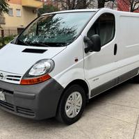 NISSAN Primastar V29 2.5 dci 140 L1H1 IVA COMPRESA