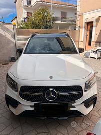 mercedes GLB
