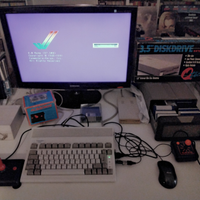 Commodore AMIGA 600 e C64 giochi e accessori