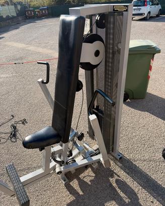 attrezzi per palestra 