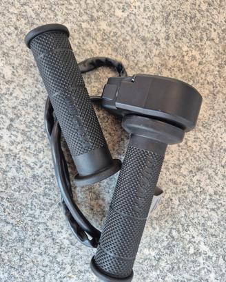 Ducati comando gas e manopola