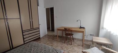 Camera Via Etnea adiacente fermata Metro Borgo