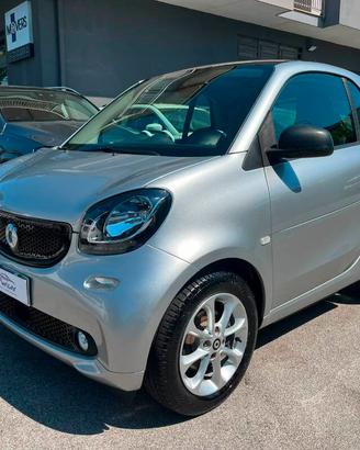 Smart Fortwo Eq Youngster my19