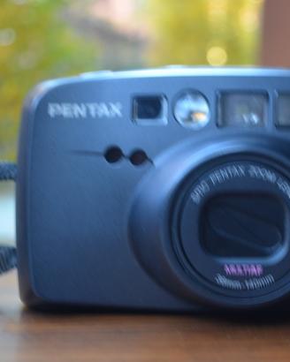Macchina Fotografica analogica Pentax iqzoom140