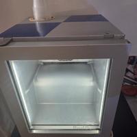 Mini frigo red Bull