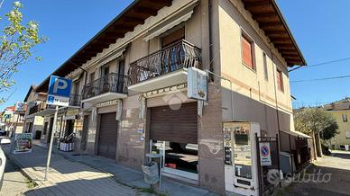 NEGOZIO A ALBA