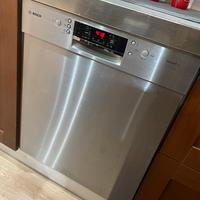 LAVASTOVIGLIE INCASSO BOSCH