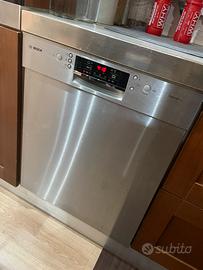 LAVASTOVIGLIE INCASSO BOSCH