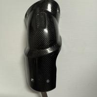 Paracalore carbonio scarico akrapovic