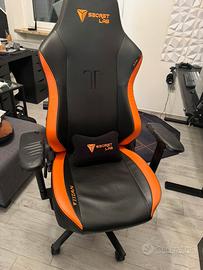 sedia da gaming Secretlab Titan XL.