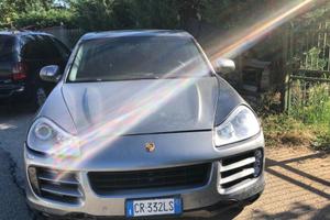 Porsche cayenne 2009