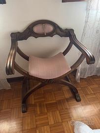 Sedia savonarola vintage