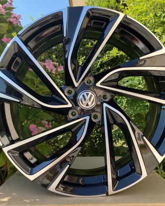 CERCHI VW ADELAIDE 17 18 19 MADE IN GERMANY