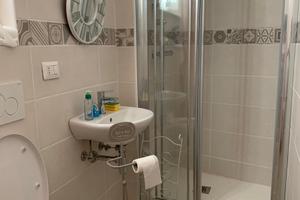 Mese agosto Appartamento piano terra vasto marina