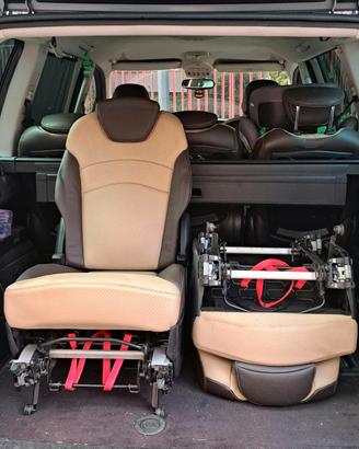 2 (Due) Sedili in pelle Lancia Phedra del 2008