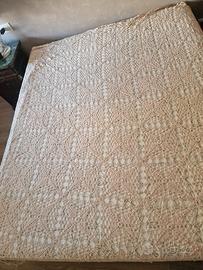 Coperta matrimoniale all'uncinetto