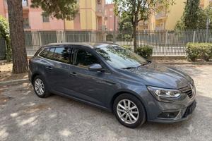 RENAULT MEGANE SPORTER 1.5 DCI PARI AL NUOVO